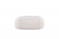 Luca puf 60x60cm stikket polyester råhvid