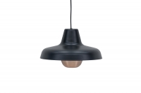 Högbyn loftlampe Ø30cm i sort med kobberdetalje