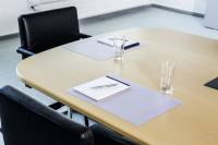 Durable skridsikker skriveunderlag til mødelokalerne matklar