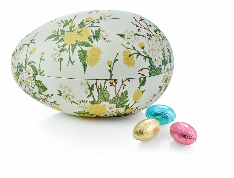 BonCoca Fabergéæg Yellow Flowers med Pralinéæg 275g