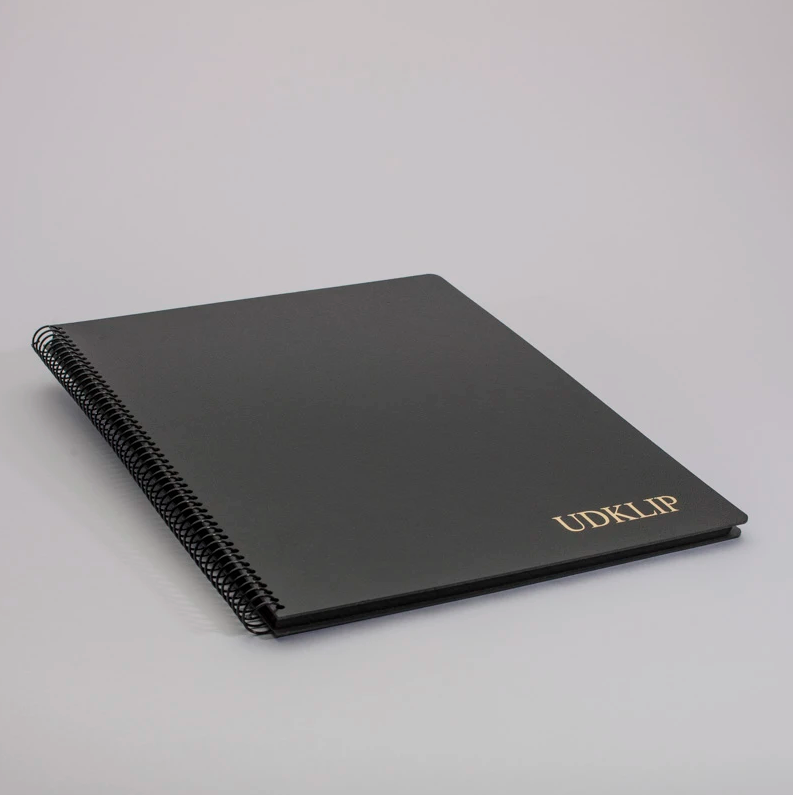 Scrapbog fiberpap 34,2x24,4cm (A4+) med 25 gule blade sort