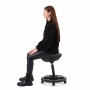 Balancestol-med-siddehoejde-595-74cm-og-pendulbevaegelser-moerkegraa-1
