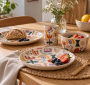 Farverig%20morgenmad%20p%C3%A5%20h%C3%A5ndlavet%20keramik