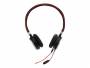 Jabra-Evolve-40-MS-stereo-Headset-paa-oeret-kabling_1