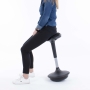 Moving-pendulstol-med-siddehoejde-60-84cm-sort-1
