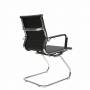Office-gaestestol-i-sort-kunstlaeder-med-krom-stel-2