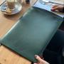 Philbert-Sleeve-med-rem-til-MacBook-15-groen-5