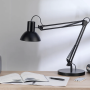 Unilux-Succes-66-lampe-med-bordklemme-og-bordfod-sort