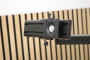 Unilux-enkel-skaerm-krydsbar-369x924mm-til-Axio-monitorarm-sort